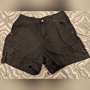 Riveted by Lee black cargo shorts size 6m